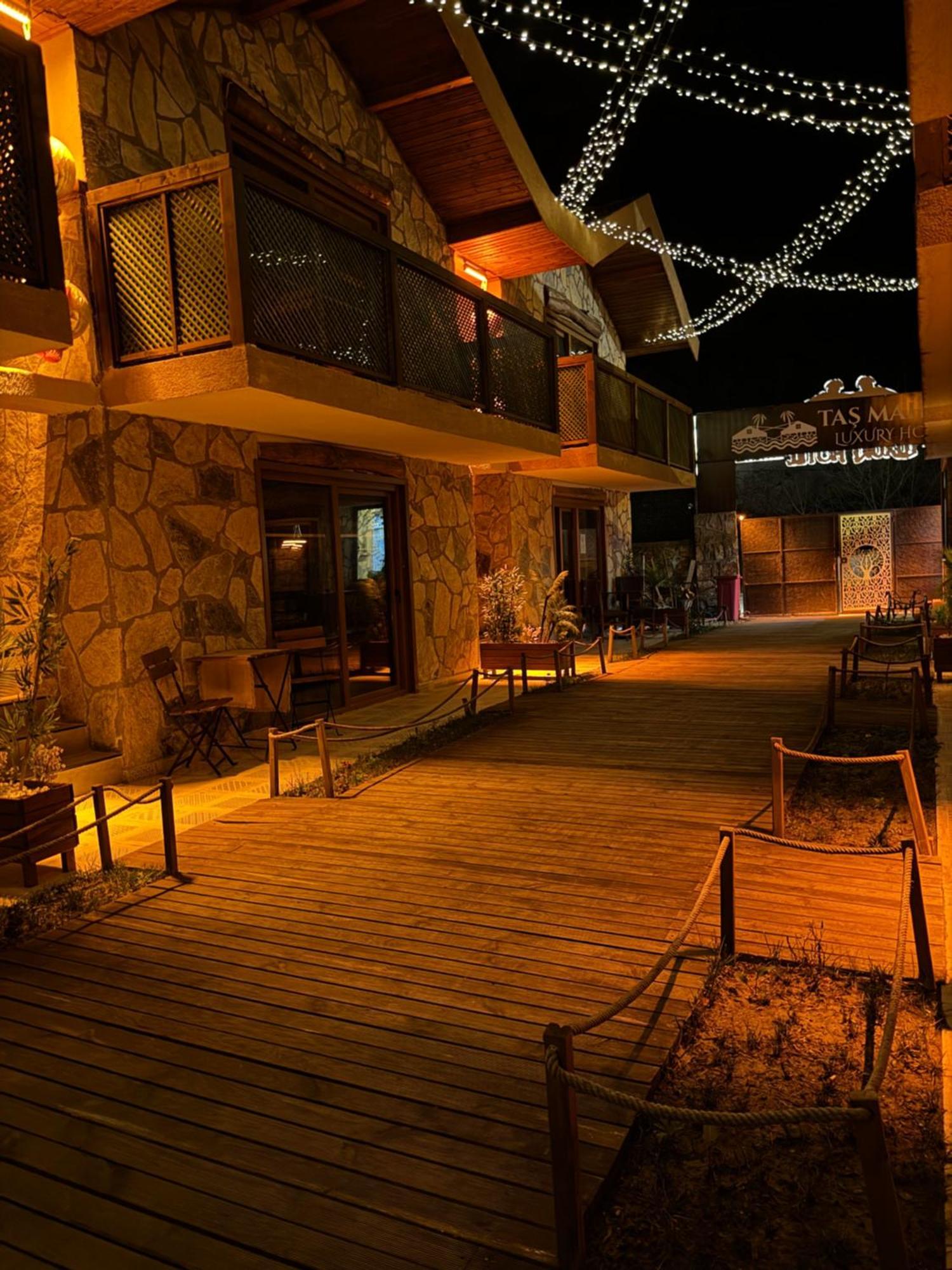 Tas Mahall Luxury Hotel Ağva 外观 照片